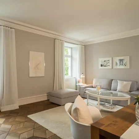 Schloss Kirchberg - Rose شقة *